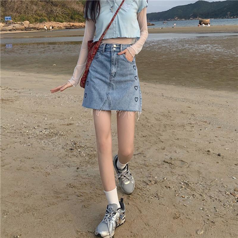 chân váy jean Lưng Cao Thêu Họa Tiết Trái Tim Phong Cách Hàn Quốc Thời Trang Mùa Hè Cho Nữ 2021