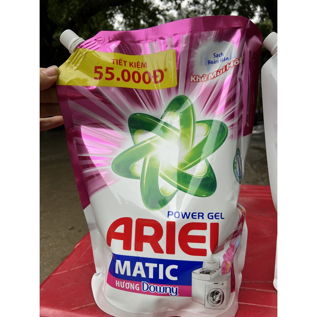 NƯỚC GIẶT ARIEL MATIC DỊU NHẸ HƯƠNG SẢ 2,15kg