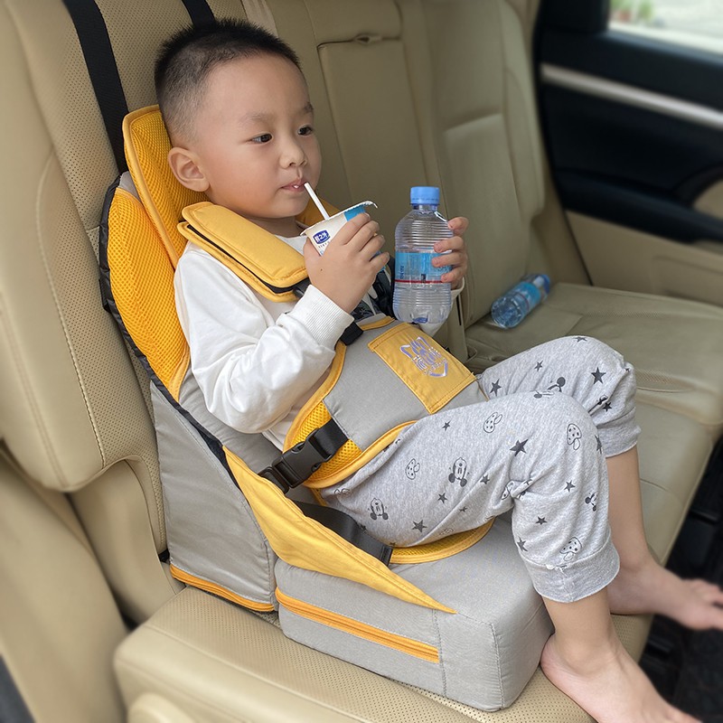 Ghế ngồi xe ô tô an toàn cho trẻ em
