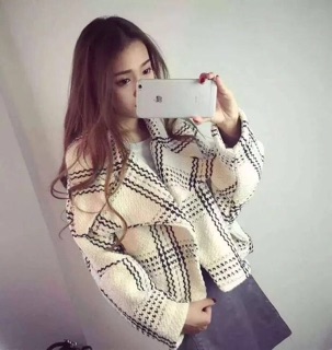 Áo dạ kẻ cổ vest