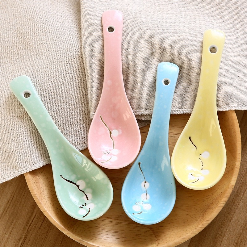 Muỗng Ăn Súp Bằng Sứ Màu Sắc Ngọt Ngào Thiết Kế Tay Cầm Dài Tiện Lợi