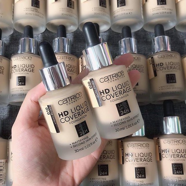 Kem nền Catrice HD Liquid Coverage Foundation