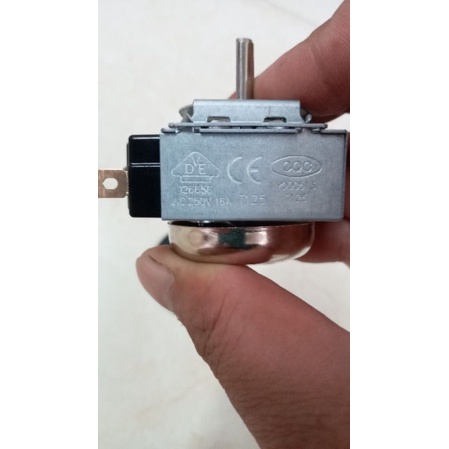 DKJ Bộ hẹn giờ cơ .AC 125-250V , 16A , dải thời gian 0-120 -phút.Sử dụng cho các loại bếp chiên,Lò nướng, nồi áp suất...