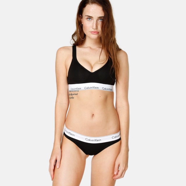 Bộ lót Calvin Klein V604