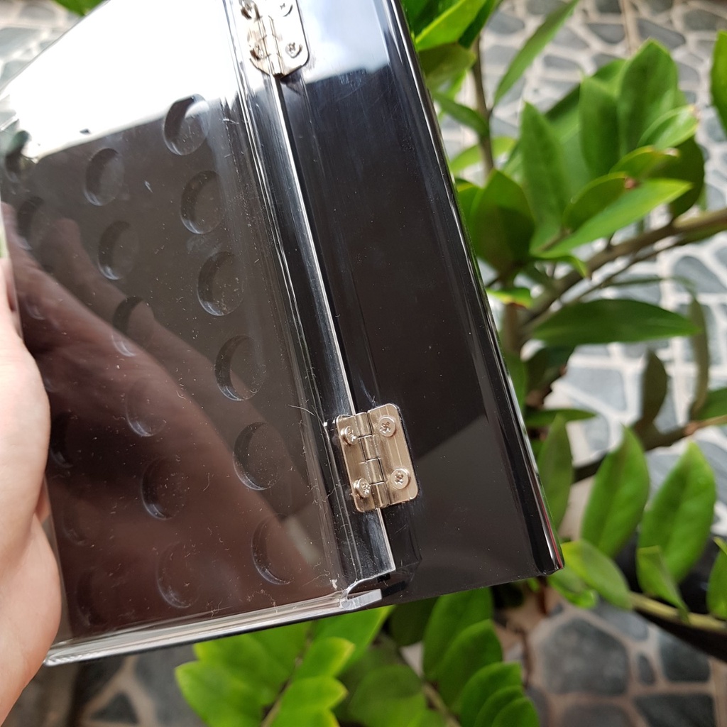 Bảng rỗng 21 ô có nắp đậy đựng phấn mắt, má hồng, son môi trang điểm tiện dụng