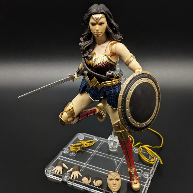 Mô Hình Đồ Chơi Nhân Vật Wonder Woman