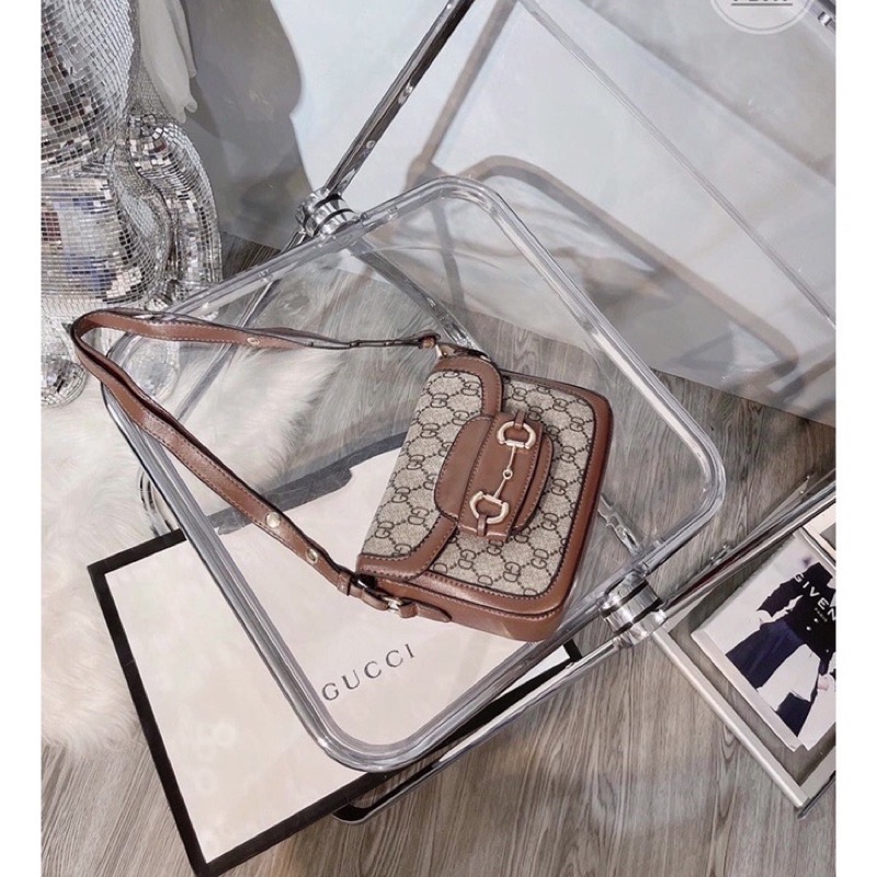 Túi kẹp nách cg hồ hà hot hit đeo các kiểu đây ah