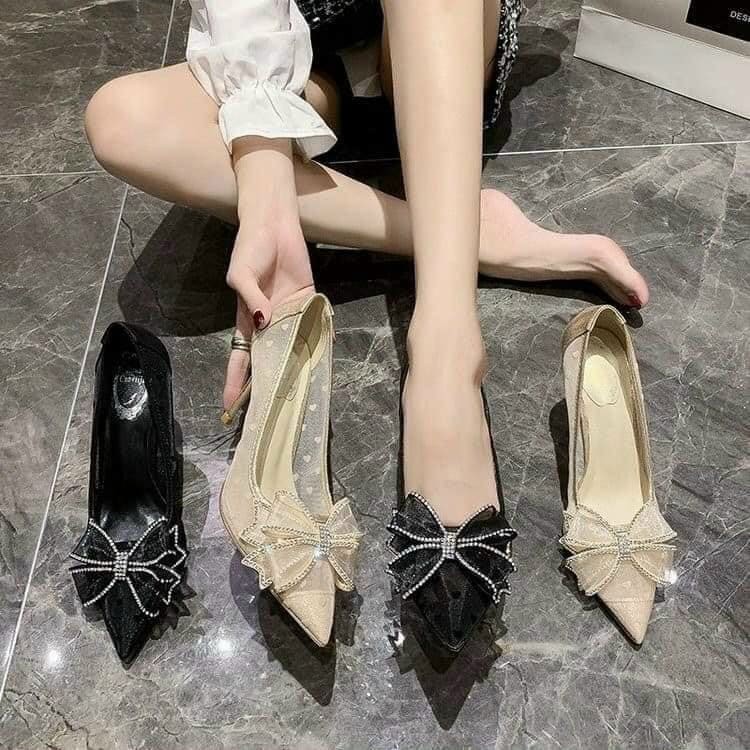**HÀNG MỚI VỀ** HÓT HÓT**Cao Gót Nữ Gót Nhọn 2021 cánh bướm ren Mùa Hè Mẫu Mới Dễ Phối Ren Đầu Nhọn