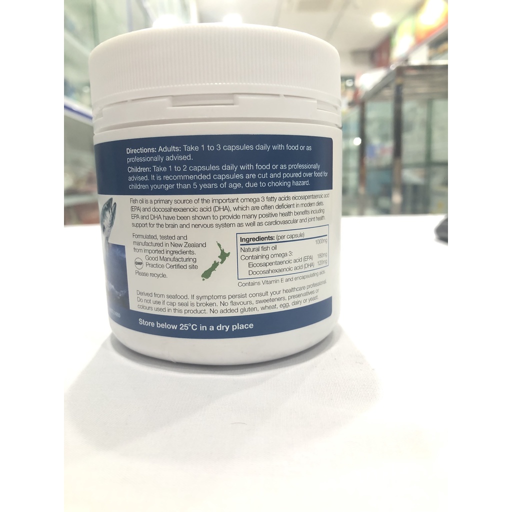 Omega Fish Oil 1000mg bổ sung EPA và DHA giúp phát triển não bộ, tốt cho mắt và tim mạch.