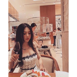 đầm cúp ngực phối ren đen