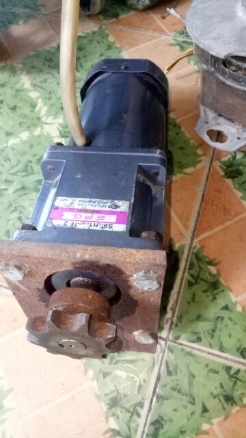 Mô tơ giảm tốc 150 w