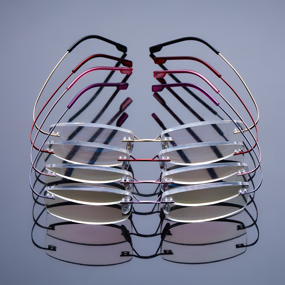 Kính đọc sắc thời trang bằng titan siêu nhẹ