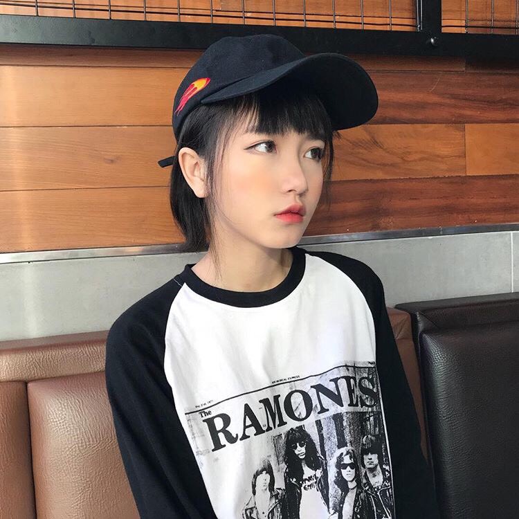 Áo raglan trắng đen Dragonbyboi