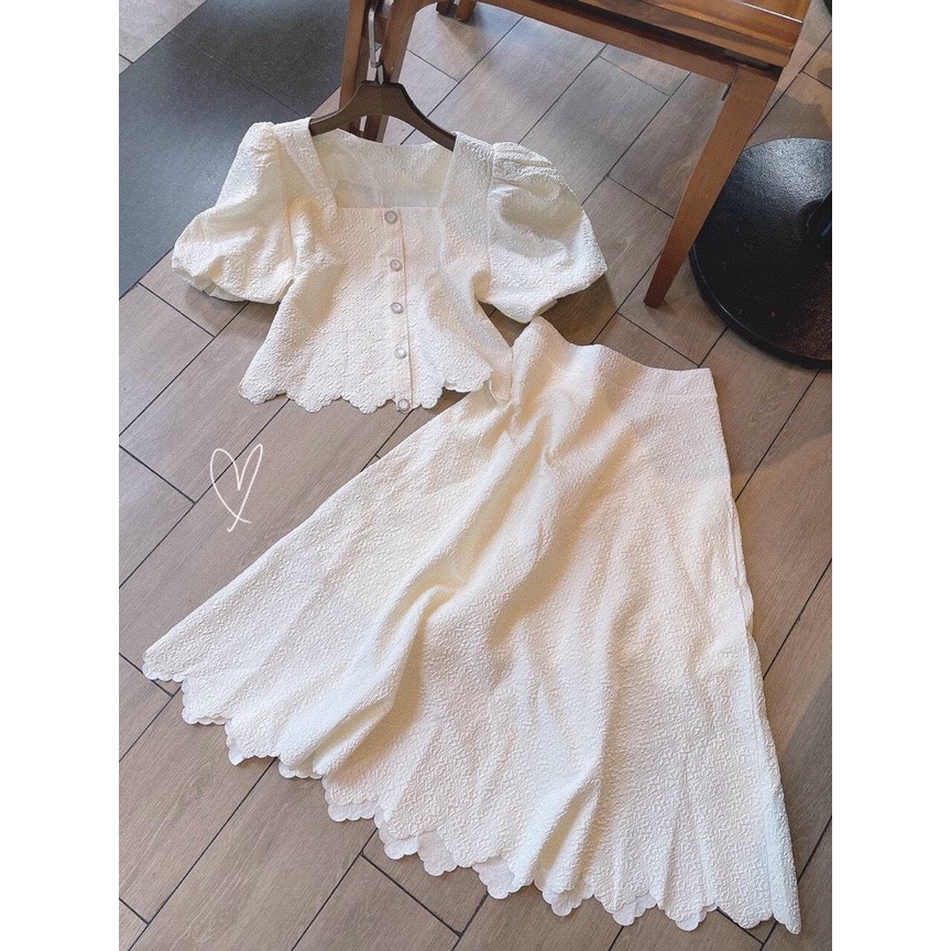 SET ÁO CROPTOP GẤM VIỀN GỢN SÓNG + CHÂN VÁY MIDI