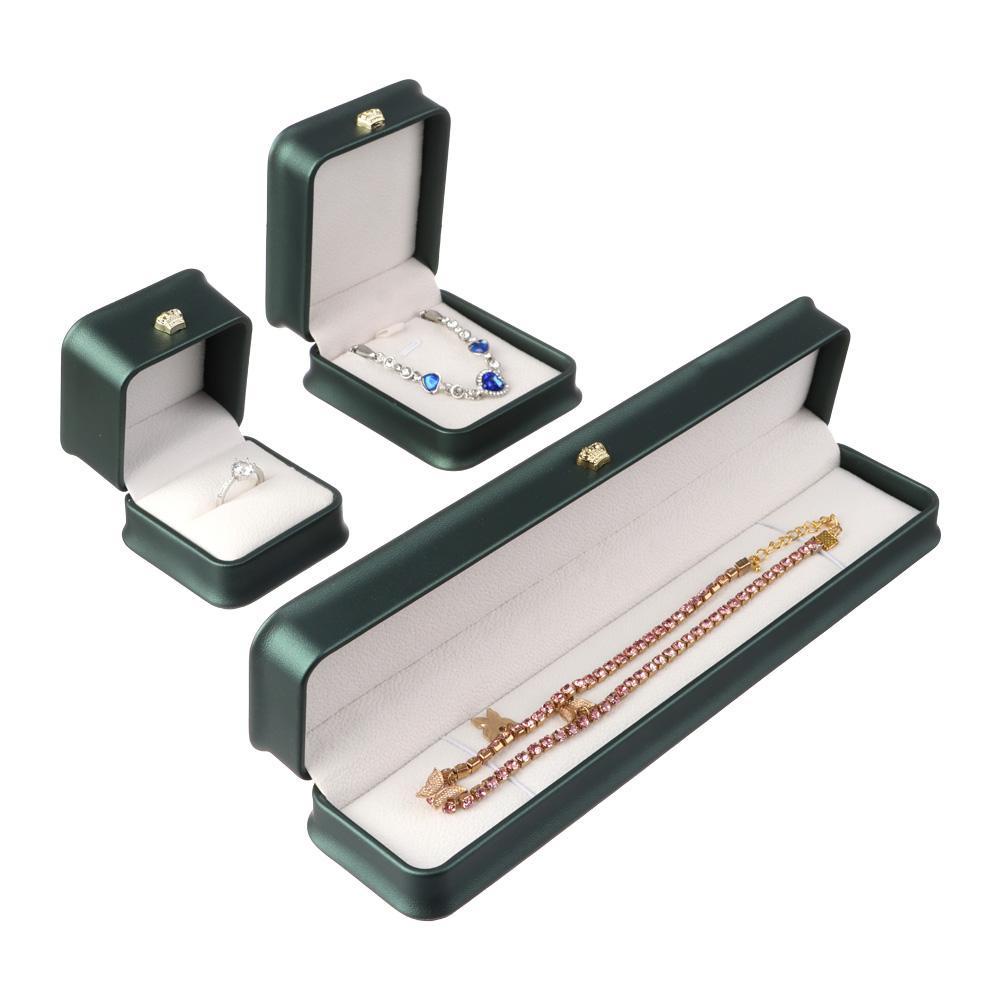 Hộp Đựng Nhẫn / Đồng Hồ Bằng Nhựa Phối Nhung Ốp