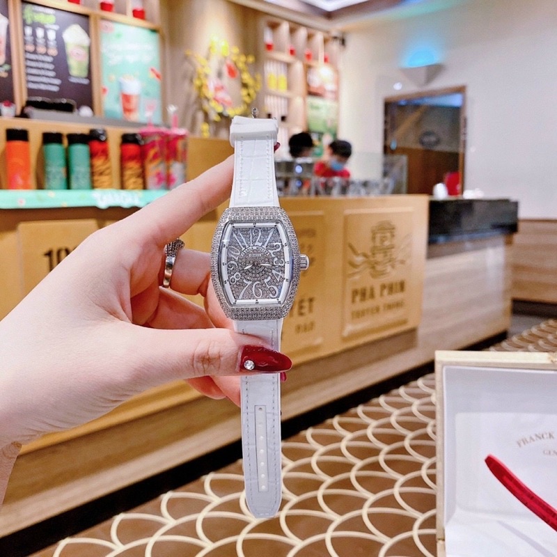 Đồng hồ nữ franck muller v32mm
