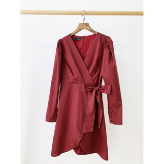 DOTTIE - Đầm Ngắn Vạt Đắp Chéo Đỏ Nữ D0093