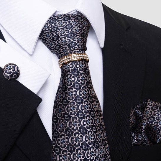 Bộ Cà vạt 4 món gồm Cavat 8cm, khăn cài túi, Măng-set, Nhẫn tròn phụ kiện, Cravat chú rể, Calavat công sở CBC-8219