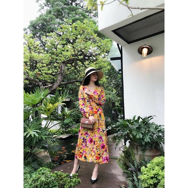 Váy hoa Stradivarius Auth size S