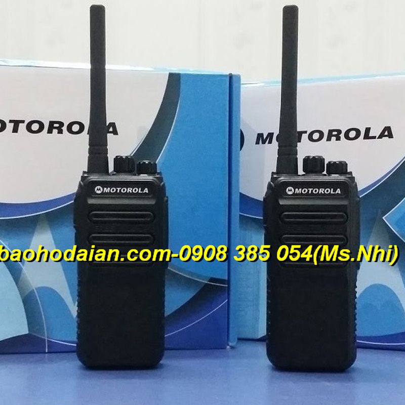 Bộ đàm cầm tay Motorola TC800