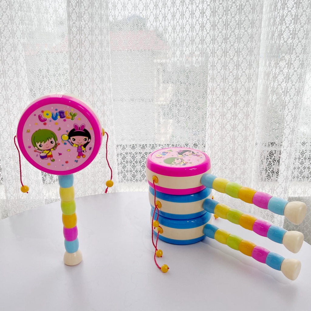 Trống lục lạc, trống sắc màu cho bé  giúp bé phát triển thính giác và thị giác Hanghieuchobe