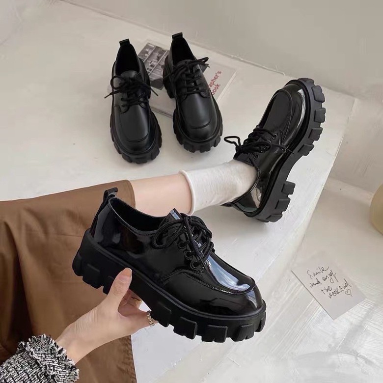 Giày Boots Ulzzang SNU01 gót vuông đế bự to dày mũi vuông phong cách Nhật Bản bóng/trơn màu đen tăng chiều cao mới hot