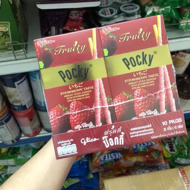 Bánh que pocky Thái Lan vị dâu rừng