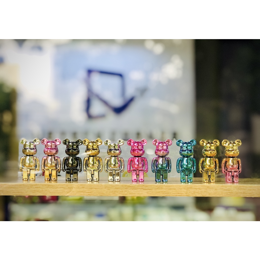 Gấu bearbrick Urtechcorner decor mô hình dây đeo điện thoại móc chìa khóa xe hơi đẹp cute trang trí treo túi xách ba lô