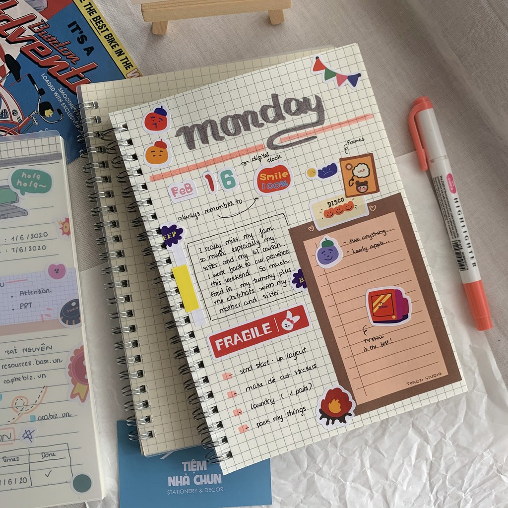 COMBO 2 SỔ LÒ XO BÌA CỨNG TRONG SUỐT SIZE A5 B5 - Tiệm nhà Chun - bullet journal, sổ tay ghi chép kẻ ô vuông