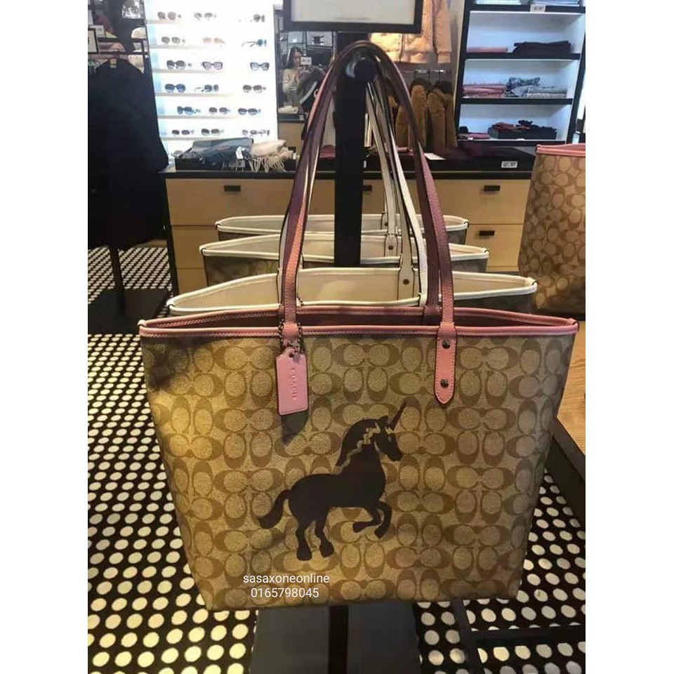 Túi xách REVERSIBLE CITY TOTE IN SIGNATURE CANVAS COACH F78256