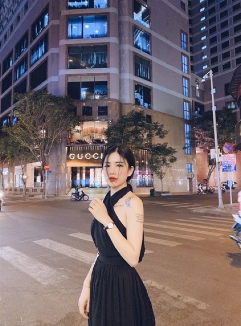 Đầm yếm dài