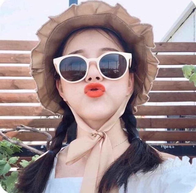 Kính mắt uzllang hot hit nhiều màu mua sll 7k | BigBuy360 - bigbuy360.vn