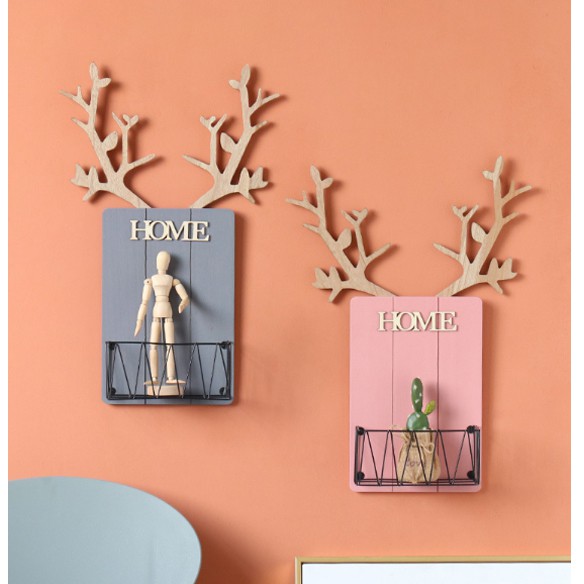 Kệ gỗ treo trường hình chú nai phong cách hiện đại vừa decor vừa trưng bày vật dụng, chất liệu gỗ cao 51cm,có kèm đinh