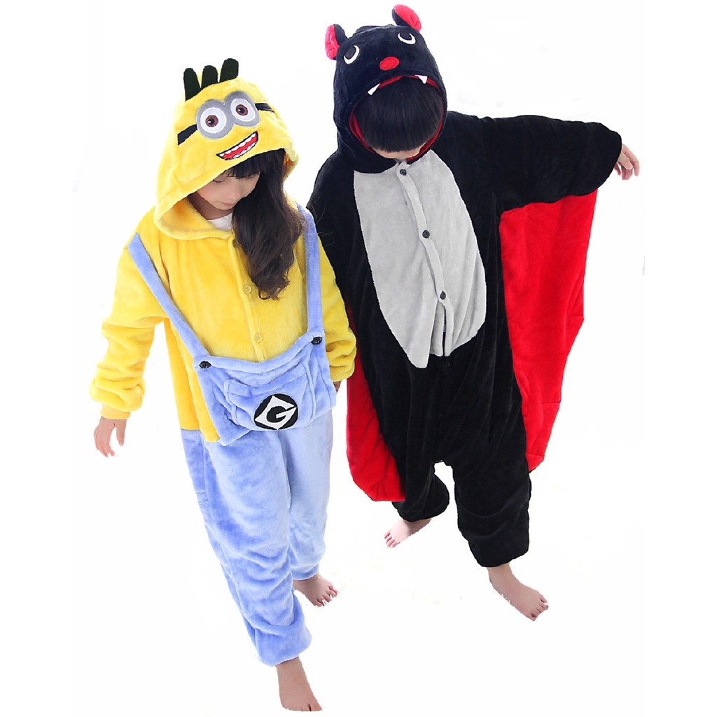 Bộ Đồ Ngủ Áo Liền Quần Có Mũ Hình Minion Dễ Thương Cho Bé