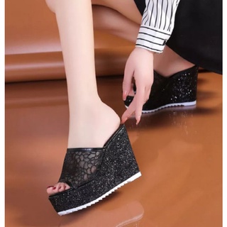 Dép đế xuồng ren 10f