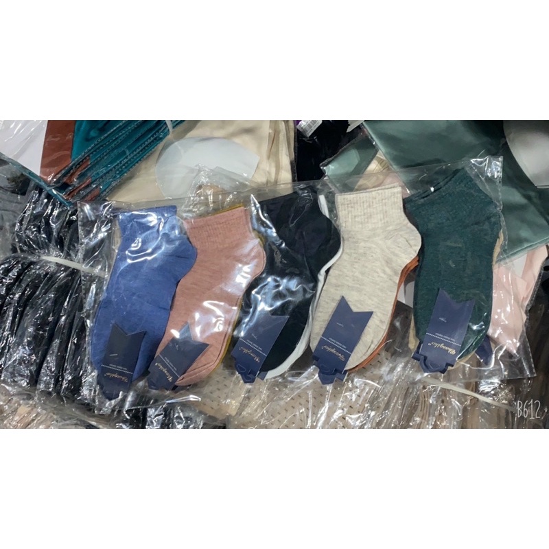 (XẢ) sét 10 đôi tất cổ ngắn,tất muối tiêu loại nhất ,chất liệu dệt cotton phù hợp 4 mùa
