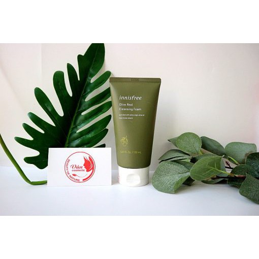 Sữa Rửa Mặt Dưỡng Ẩm Sâu Innisfree Olive Real Cleansing Foam 150ml