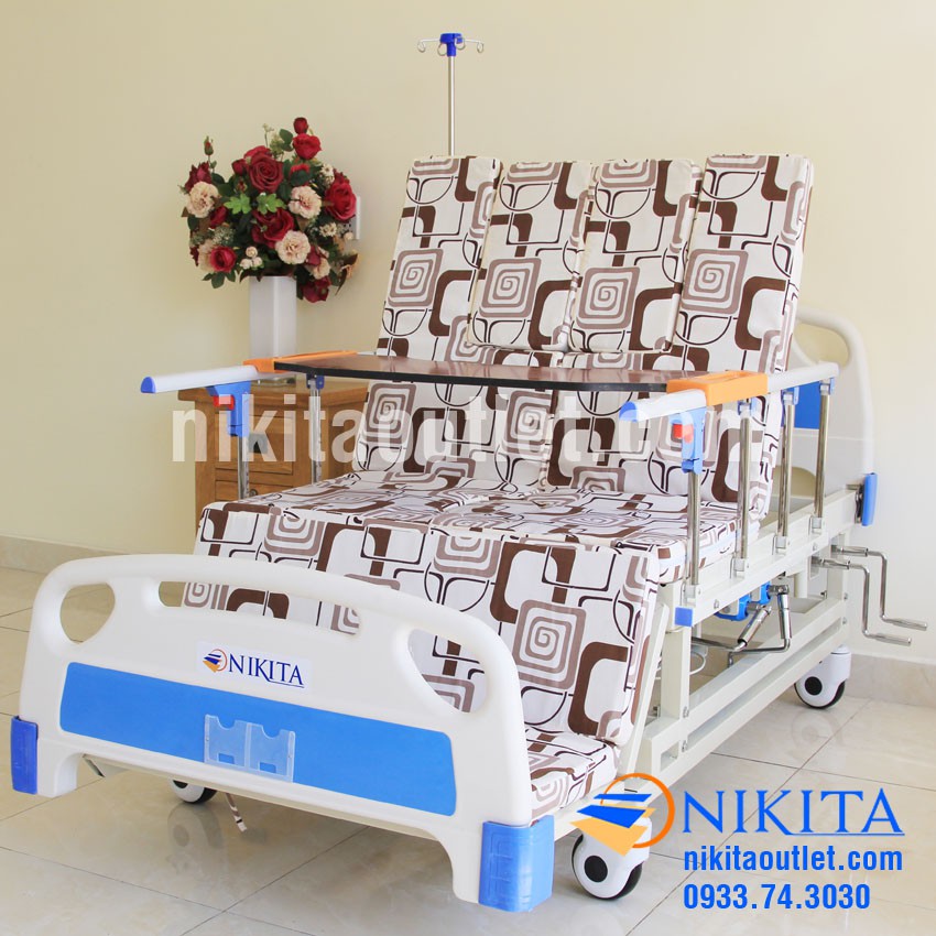 Giường y tế đa năng có bô vệ sinh - chính hãng NIKITA - DCN04 - 4 tay quay nhiều chức năng - NIKITA OUTLET