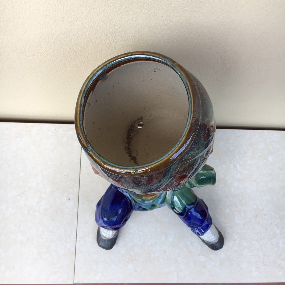 Chậu tượng Lỗ trí thâm dâng vò men màu xanh ngọc gốm Bát tràng có 2 size CT-03
