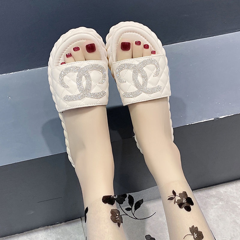 Dép Sandal Đế Xuồng Thời Trang Mùa Hè Dễ Phối Đồ
