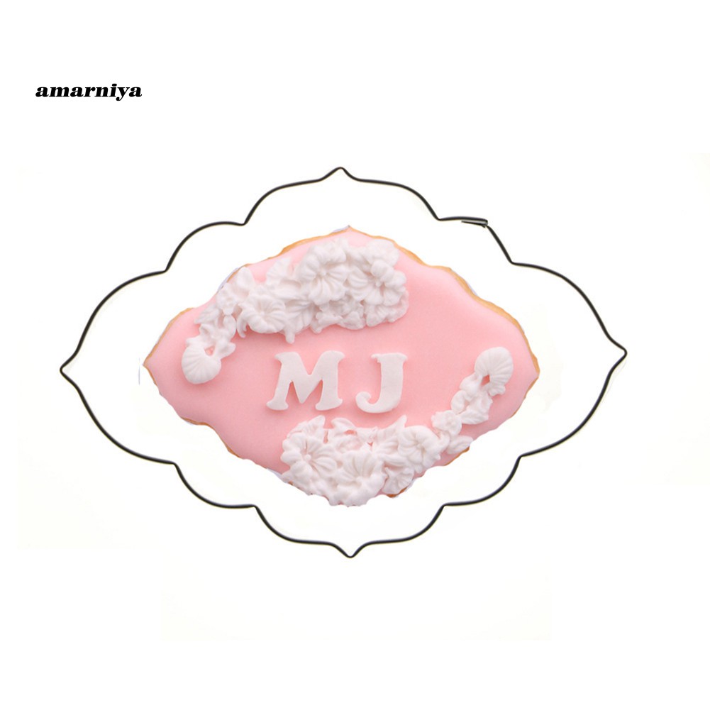 Set 4 Khuôn Cắt Bánh Quy Phong Cách Châu Âu Bằng Thép Không Gỉ Tiện Dụng