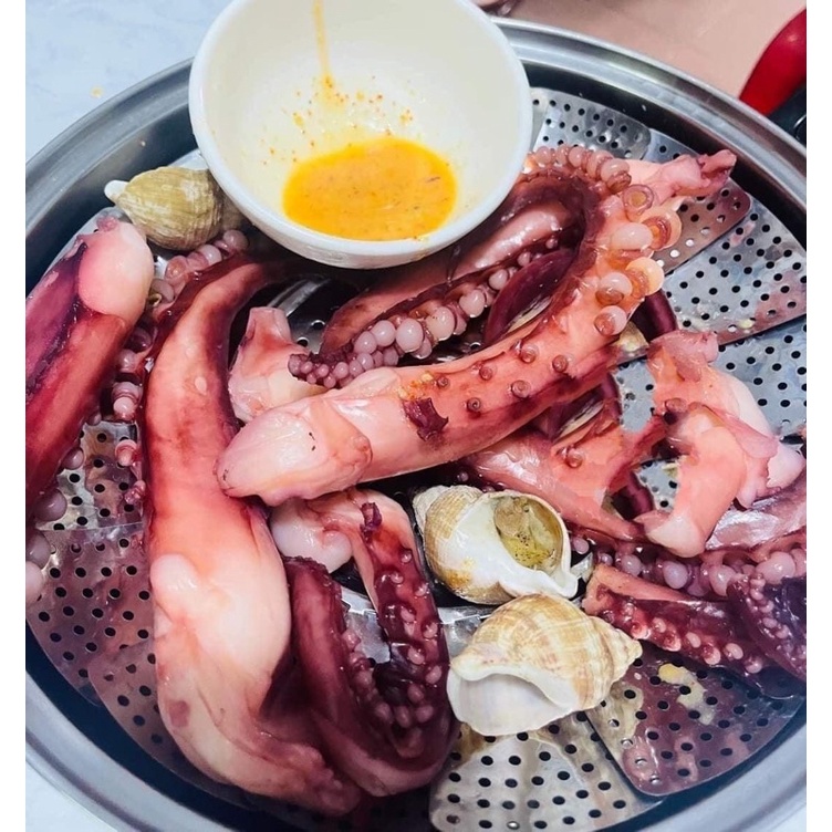 NỬA KÝ RÂU BẠCH TUỘT