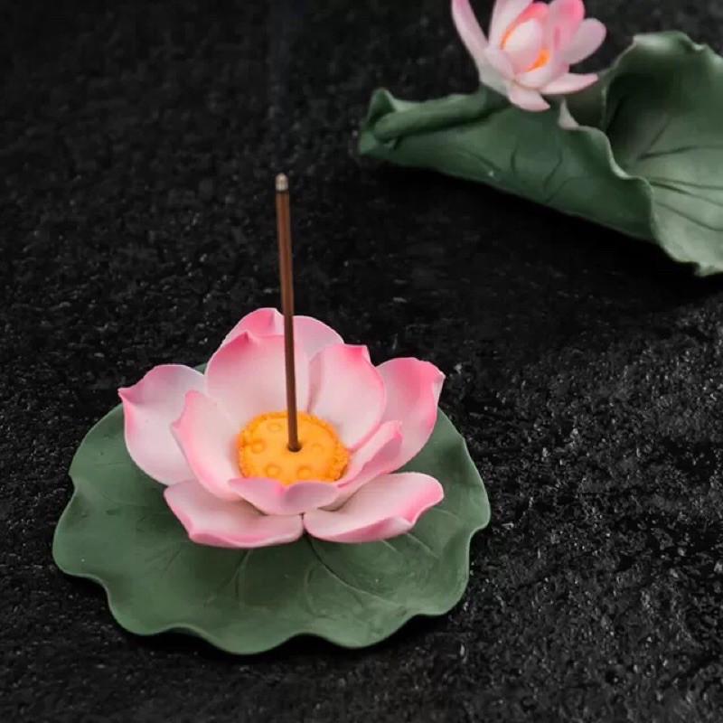 Hoa sen sứ lá xanh,trang trí,cắm nhang,cao cấp