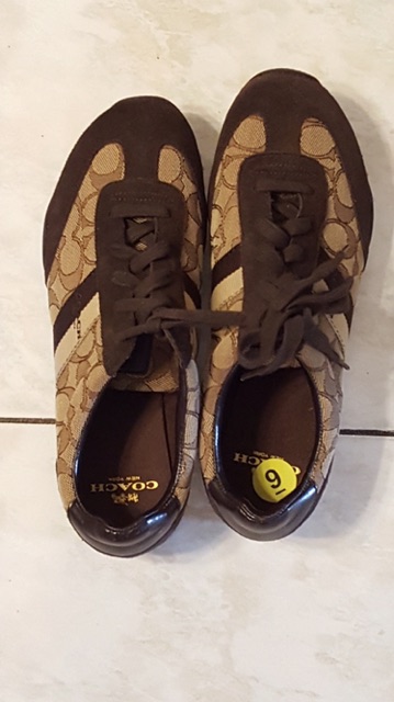 Giày coach size 7.5 & 9, authentic chính hãng, xach tay my