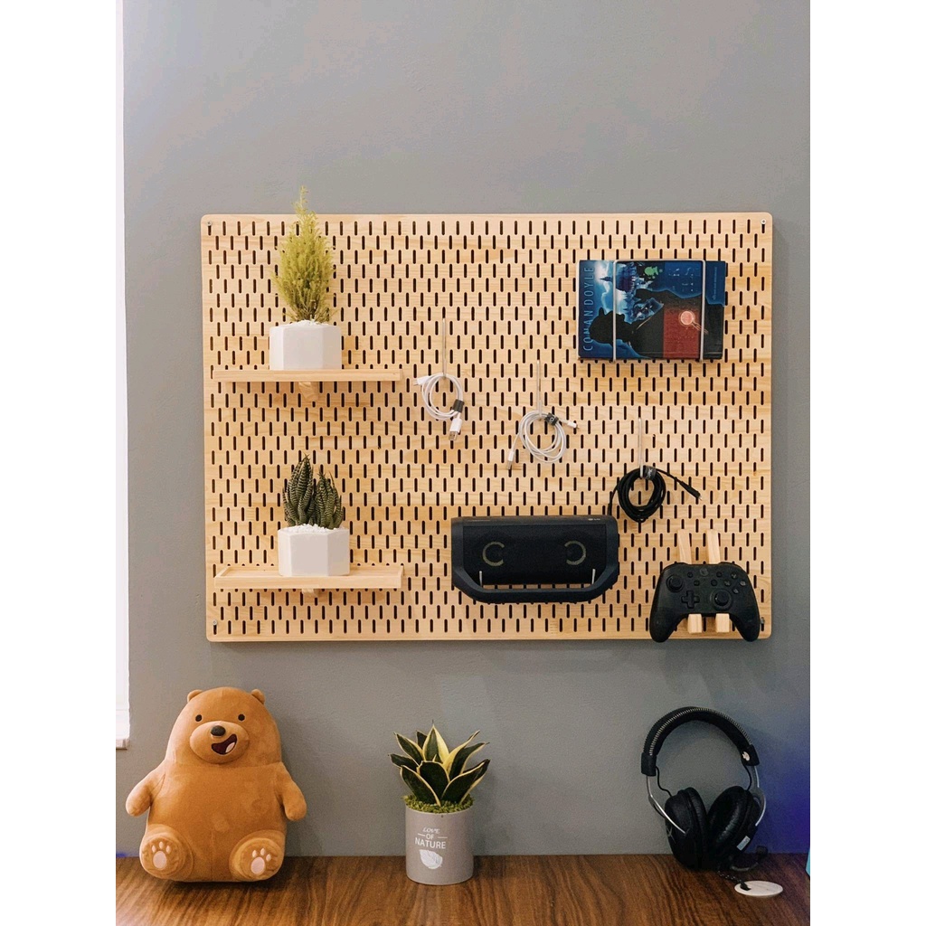 Bảng peg board, bảng lỗ treo tường trang phí phòng làm việc, phòng khách gỗ thông dày 15mm