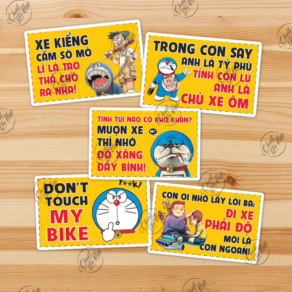 Combo 5 miếng dán cảnh báo vui dán xe máy hình Đô Rê Mon Mượn Xe Nhớ Đổ Xăng, Xe Má Mua Đua Má La