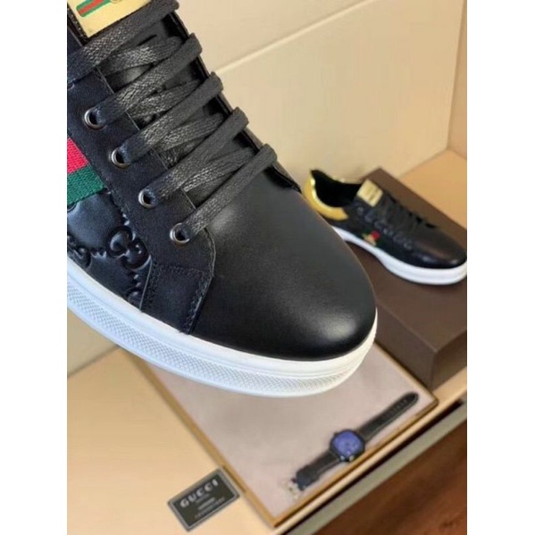 Giày Thể Thao Nam Gót Vàng Thêu Ong Giá Rẻ