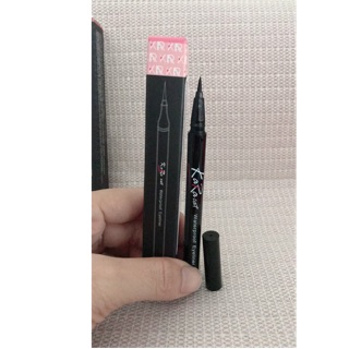 Bút kẻ mắt nước Cao Cấp HÀN QUỐC KARA CAT ( hình thật)