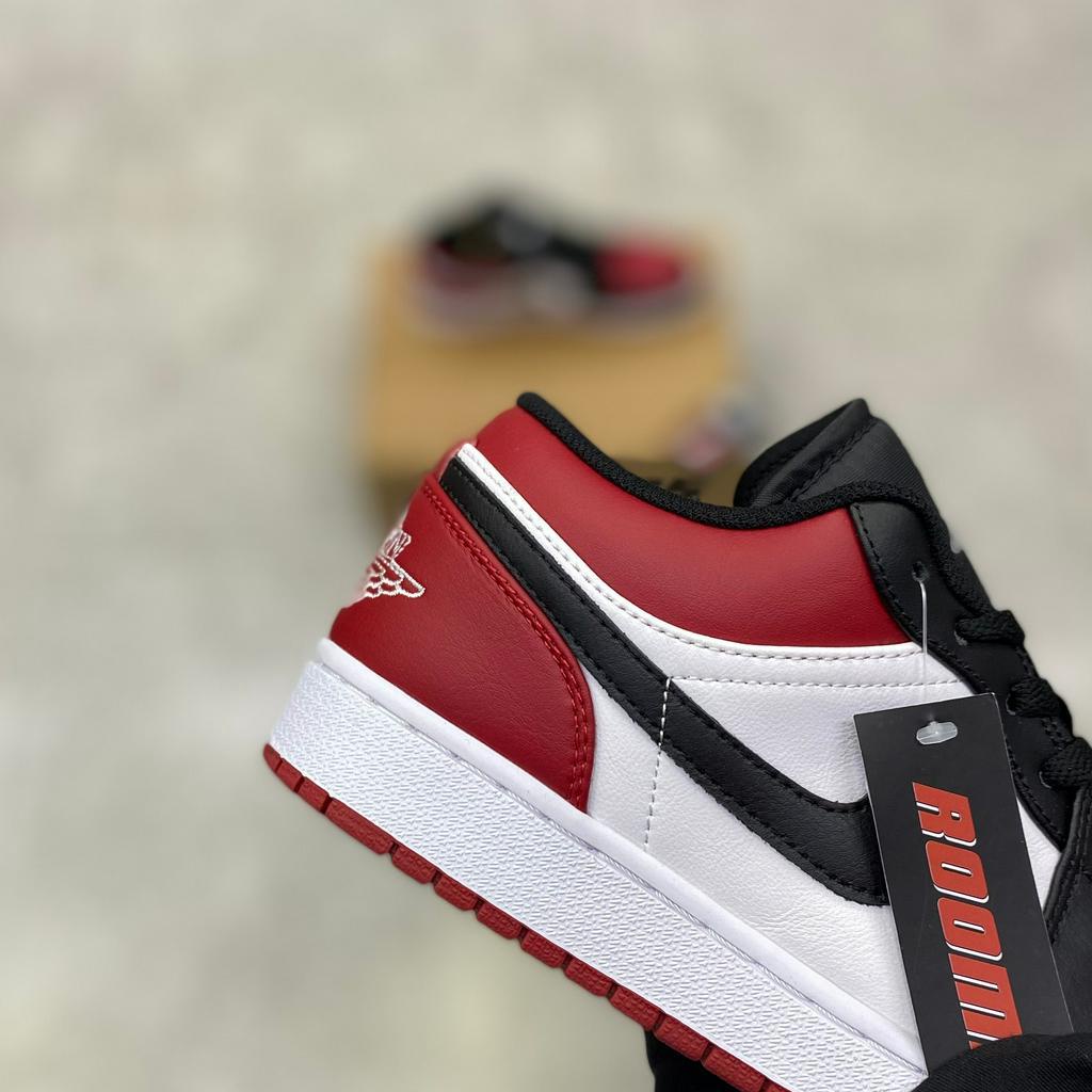 Giày thể thao sneaker  Air Jordan 1 Low ‘Bred Toe’