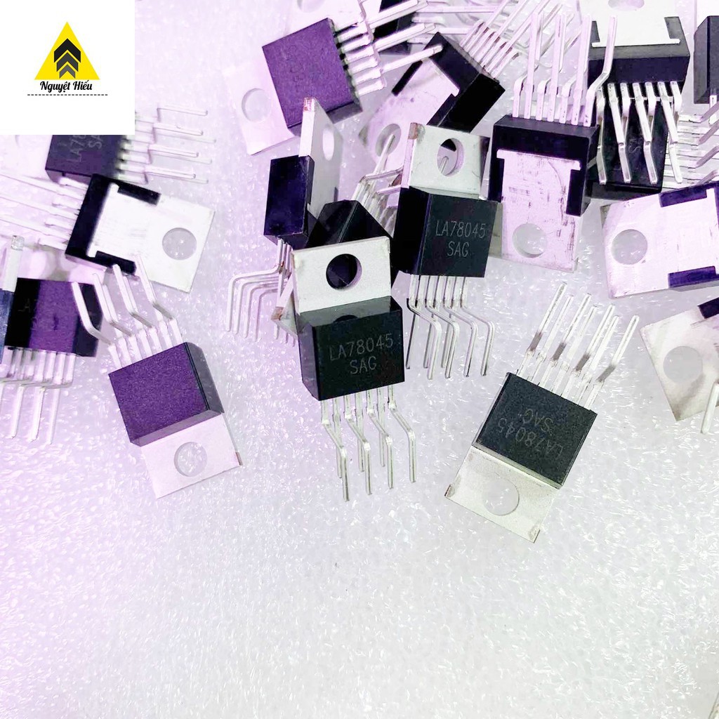 [VM] - 2 con ic LA78045
